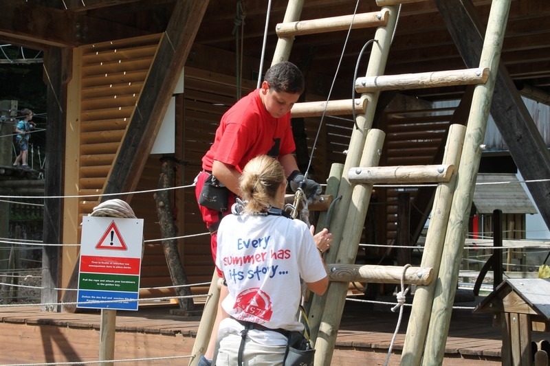 Village Camps International Summer Camp Leysin, Switzerland 2026-07-14 https://www.villagecamps.com/journals_admin/images/700-40-accrobranchee (11).jpg